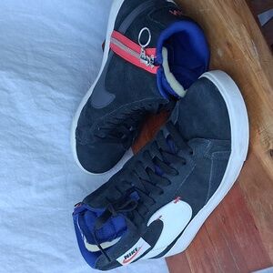Nike Blazer Mid Rebel Black Sneakers Size 7